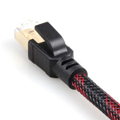 สายแพทช์ Cat8 ในร่มกลางแจ้งไนลอนถักสีแดงดำ 26AWG 40Gbps